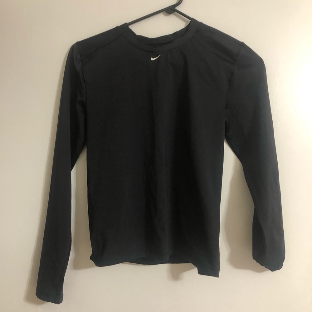 Girls Nike top